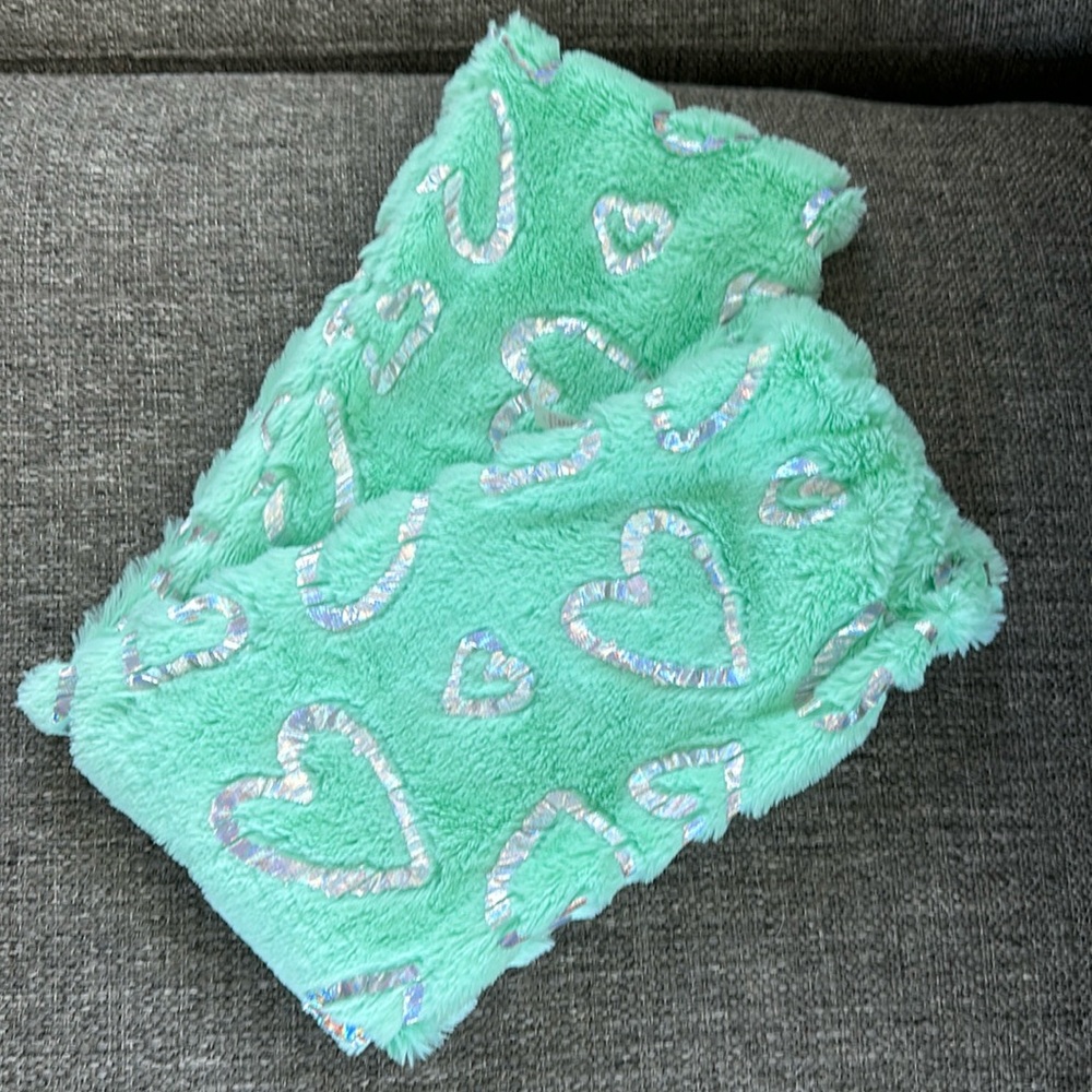 Justice Girls Mint Green Fuzzy Faux Fur Silver Glitter Heart Infinity Scarf OS